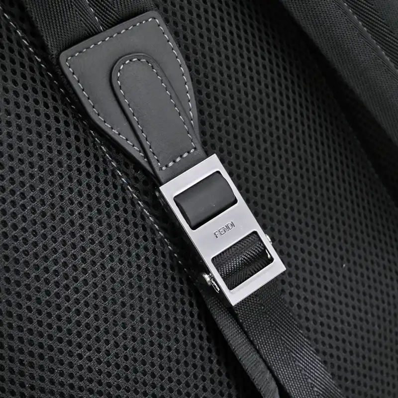 F**di bags 2311ya0083