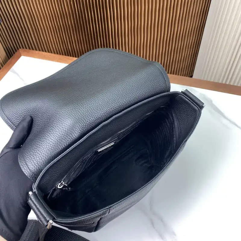 Pra*a bags 2312ya0036