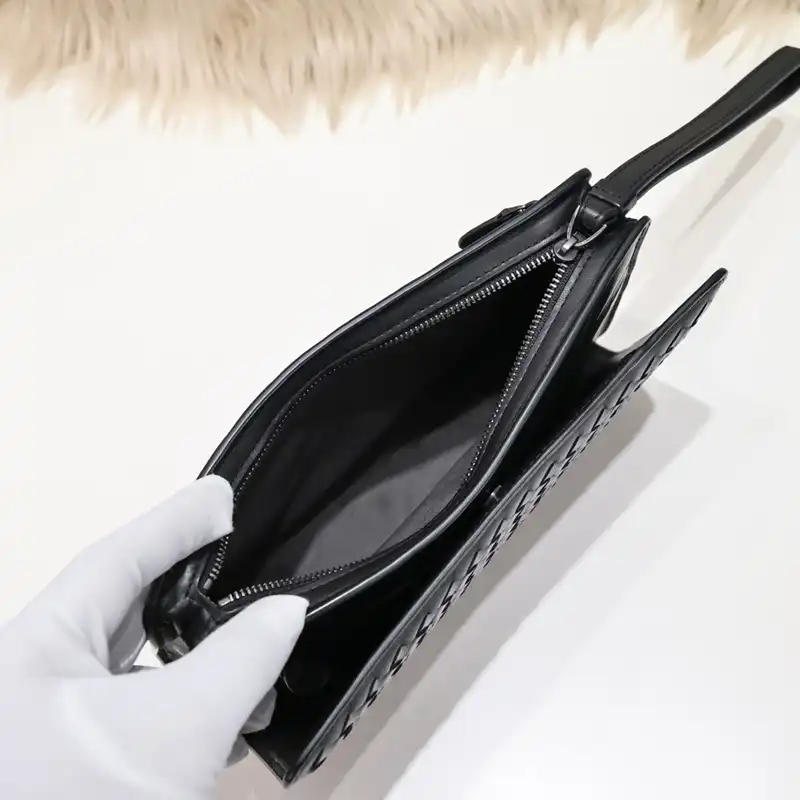 b0tt*ga Ven*ta bags 2401ya0009