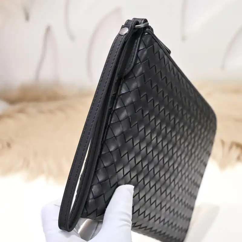 b0tt*ga Ven*ta bags 2401ya0010