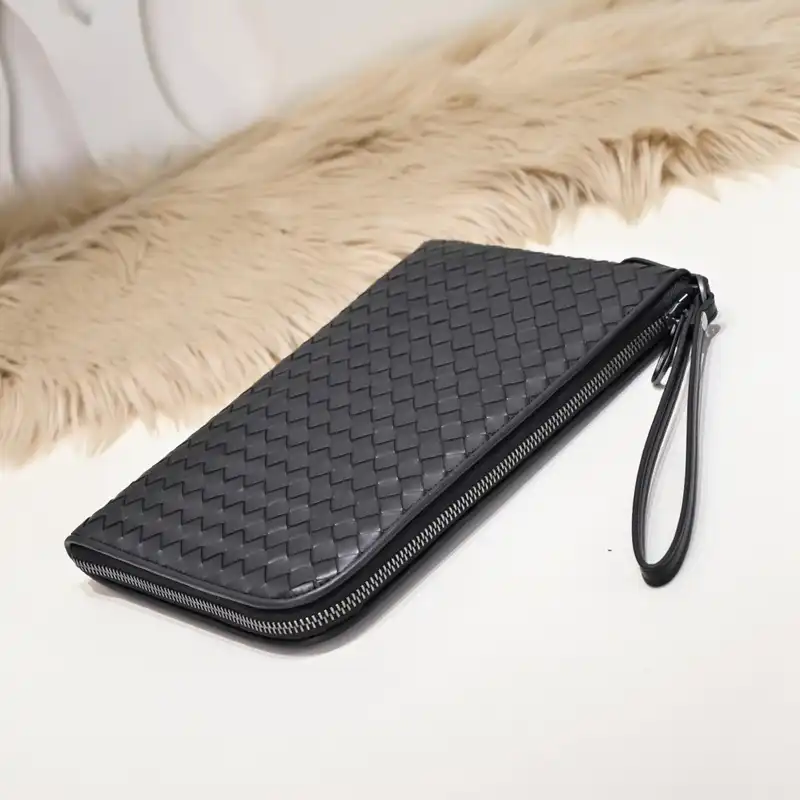 b0tt*ga Ven*ta bags 2401ya0010