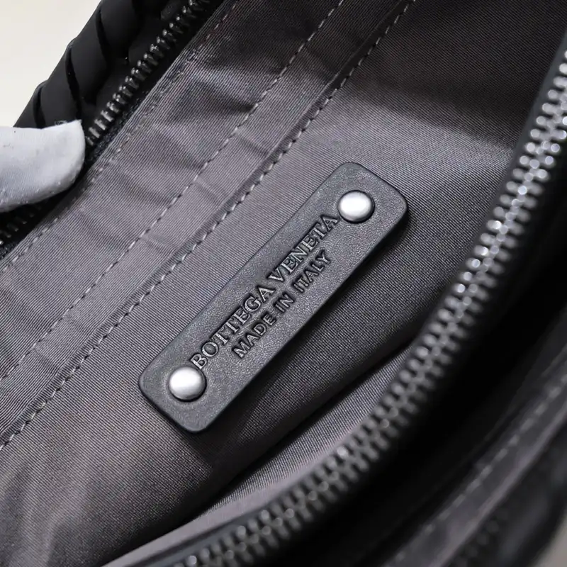 b0tt*ga Ven*ta bags 2401ya0012