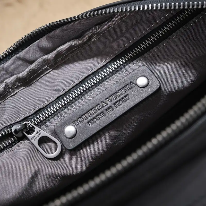 b0tt*ga Ven*ta bags 2401ya0017