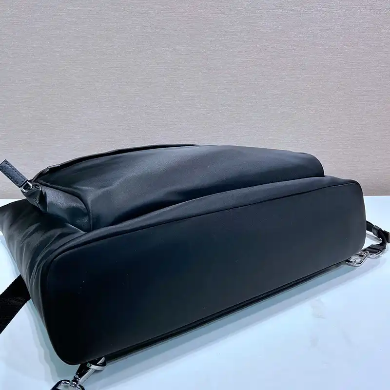 Pra*a bags 2401ya0087