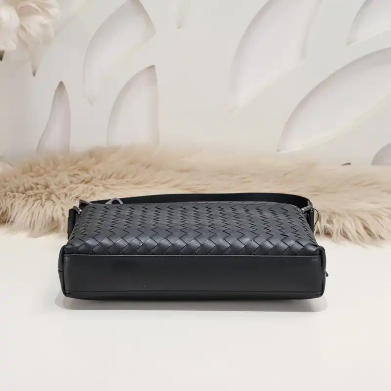 b0tt*ga Ven*ta bags 2401ya0108