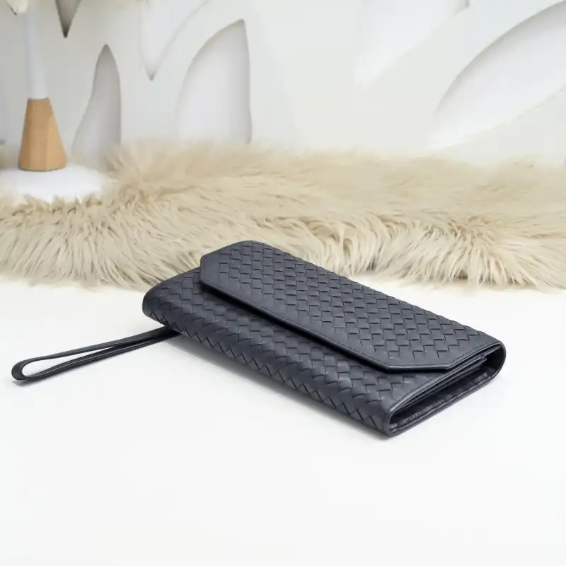 b0tt*ga Ven*ta bags 2406ya0005