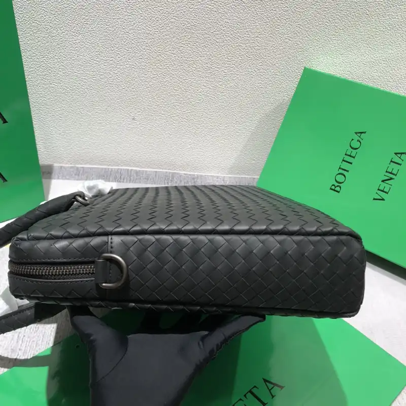 b0tt*ga Ven*ta bags 2406ya0019