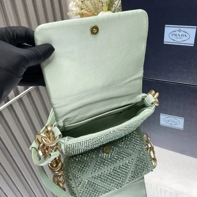 Pra*a bags 2406ya0083