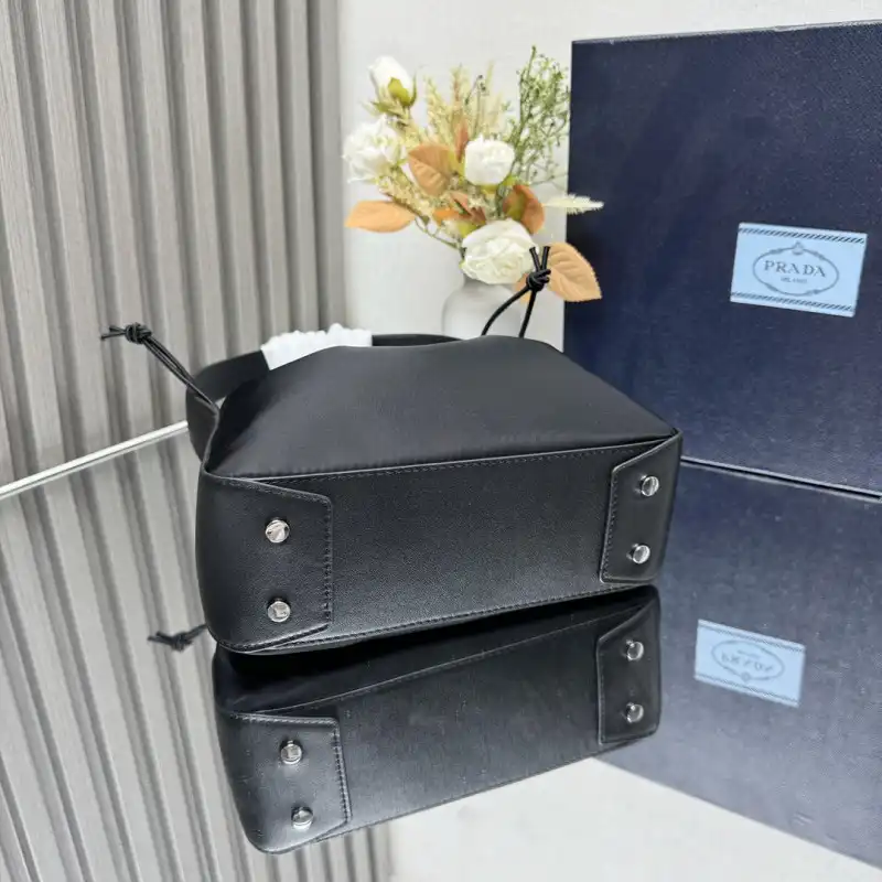 Pra*a bags 2407yz0001