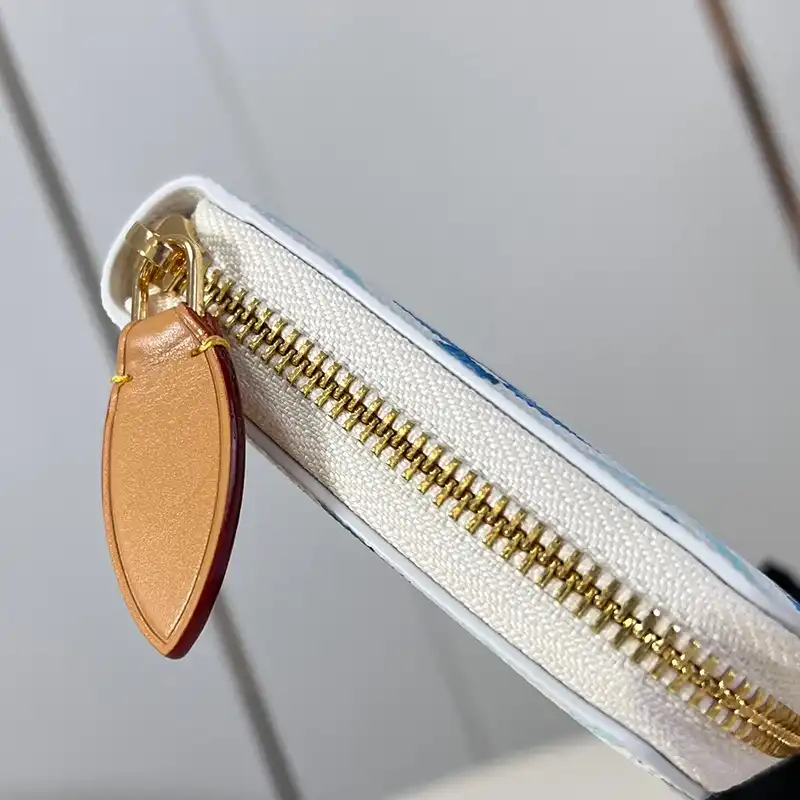 G*u*i bags 2407yz0106