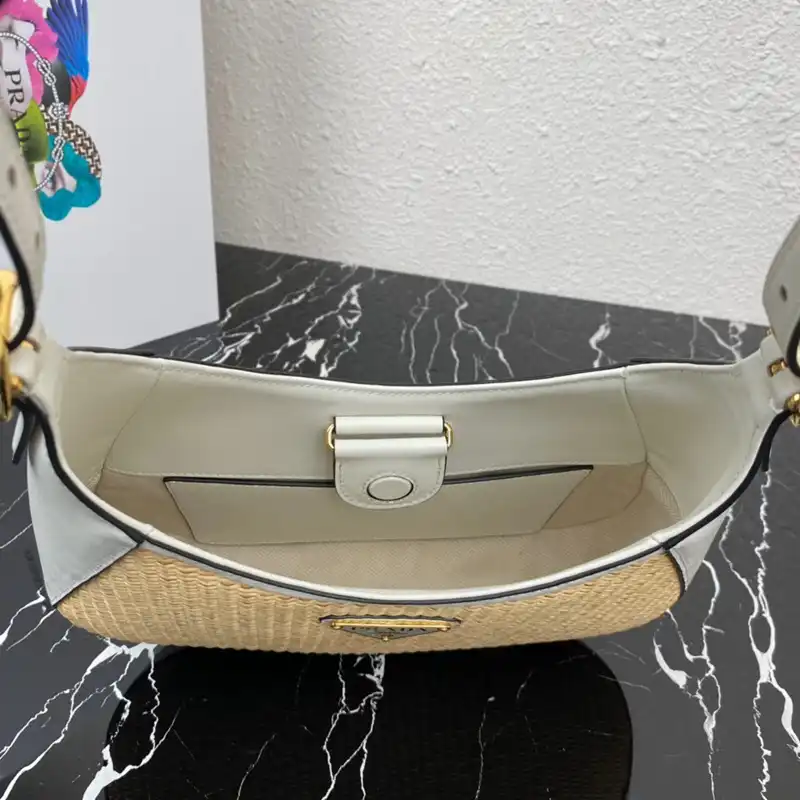 Pra*a bags 2408ya0161