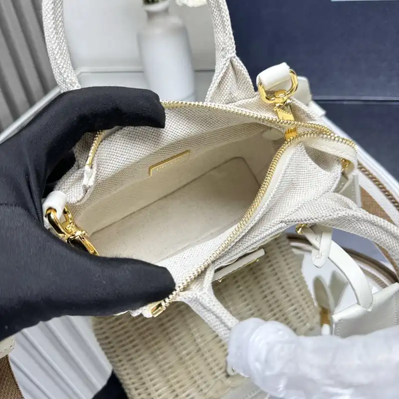 Pra*a bags 2408ya0162