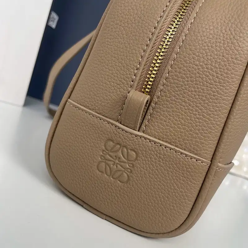 L0ew* bags 2408ya0221