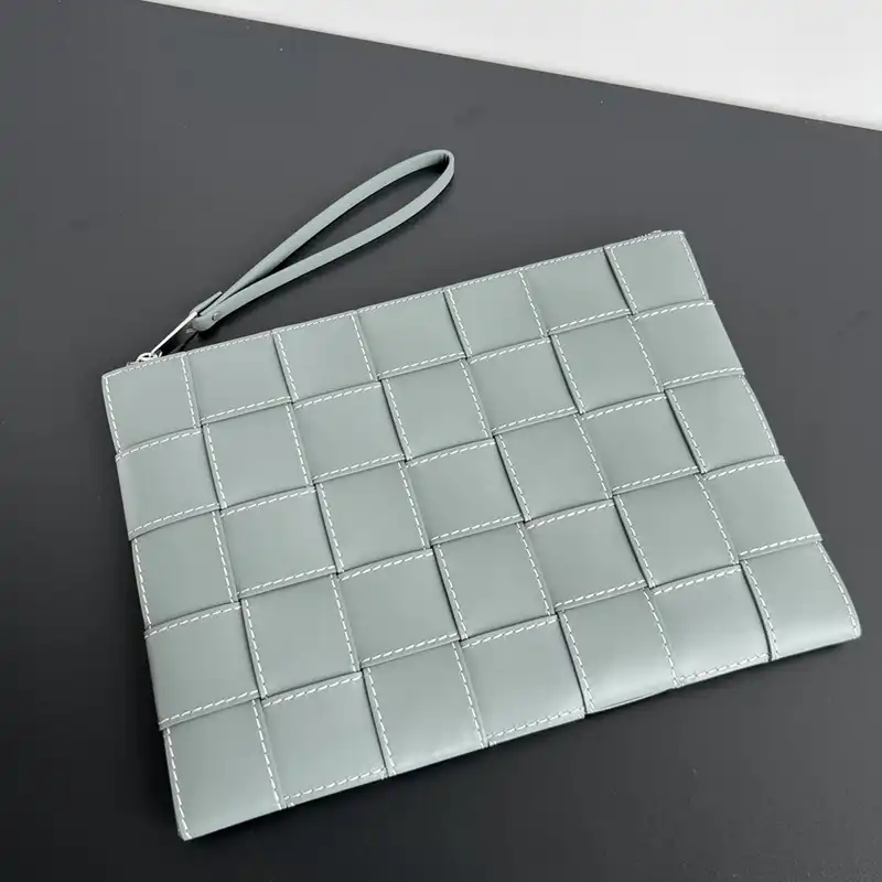 b0tt*ga Ven*ta bags 2409sf0010