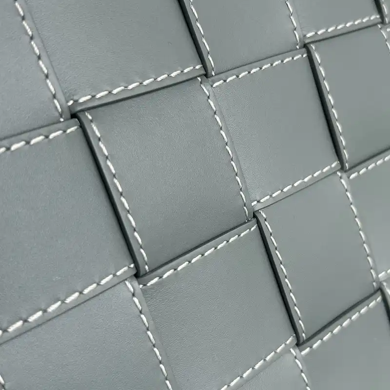 b0tt*ga Ven*ta bags 2409sf0010