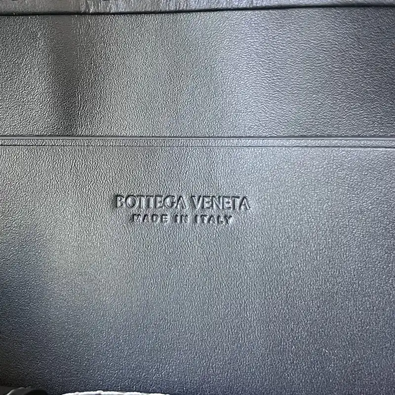 b0tt*ga Ven*ta bags 2409sf0018