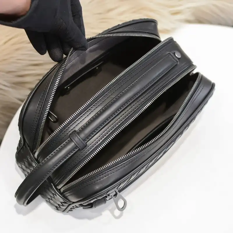 b0tt*ga Ven*ta bags 2409ya0041