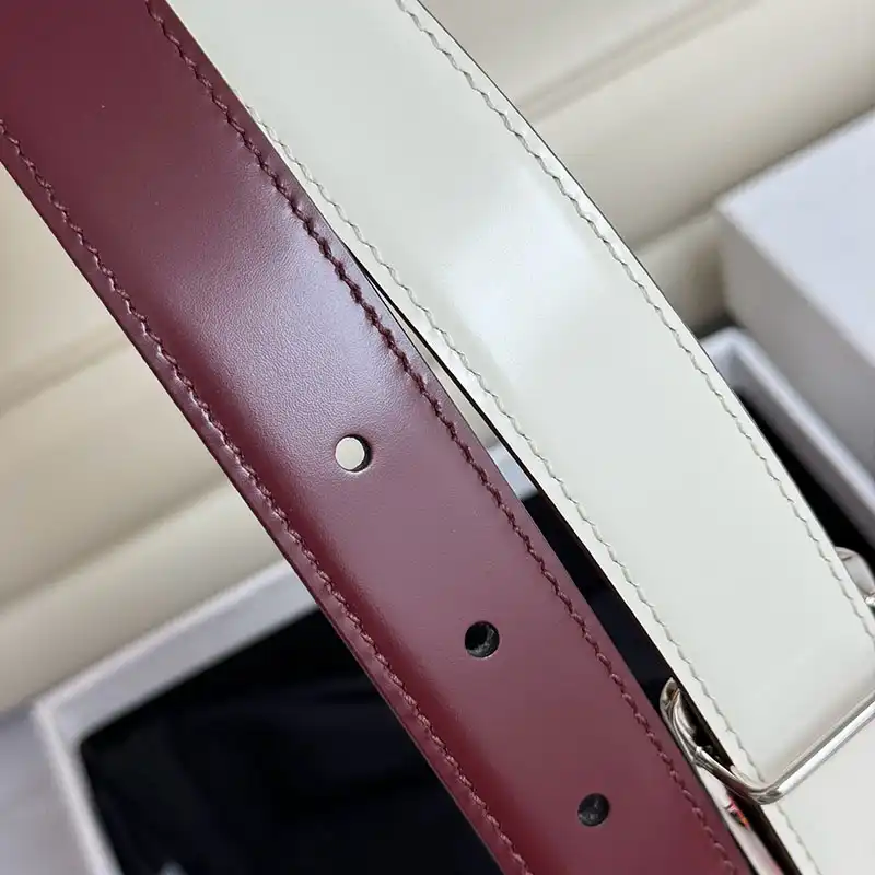 Ce1i*e belts 2410xf0040