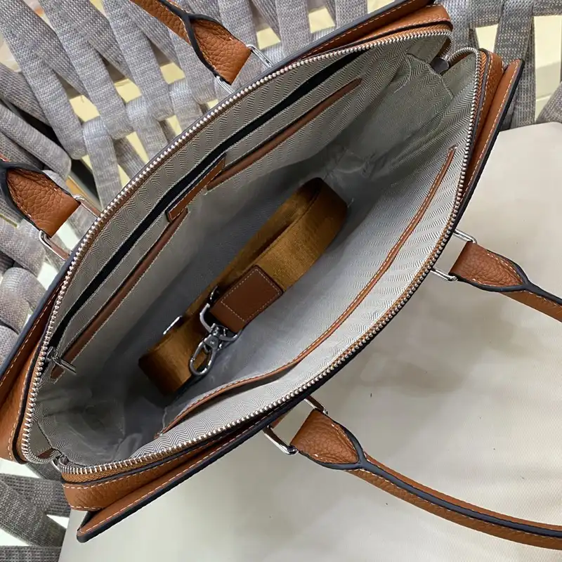 H**me5 bags 2410ya0114