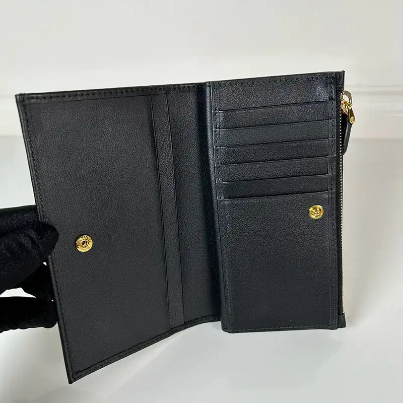 Pra*a bags 2411ya0011