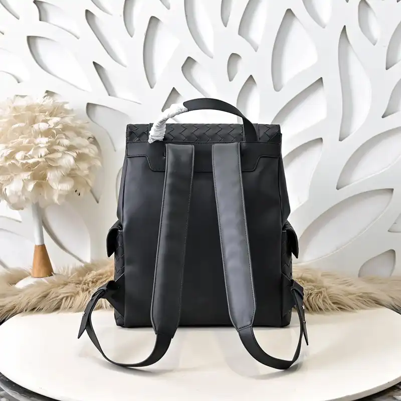 b0tt*ga Ven*ta bags 2411ya0040