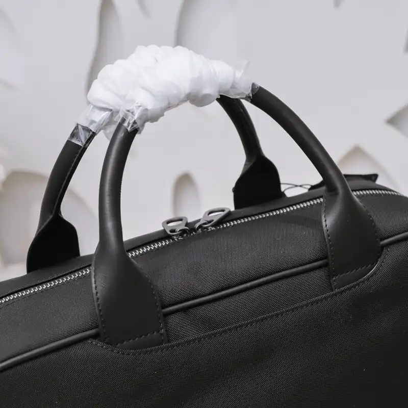 b0tt*ga Ven*ta bags 2411ya0044