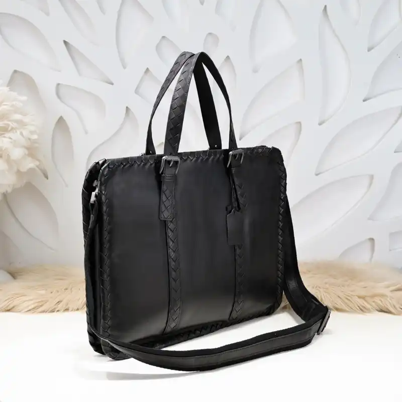 b0tt*ga Ven*ta bags 2411ya0050