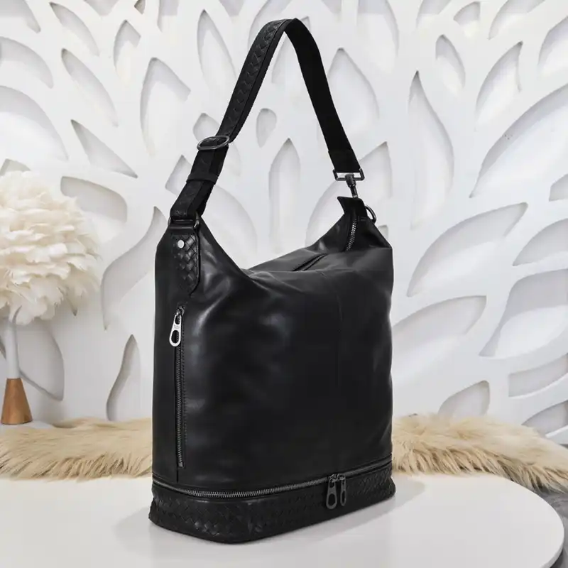 b0tt*ga Ven*ta bags 2411ya0051