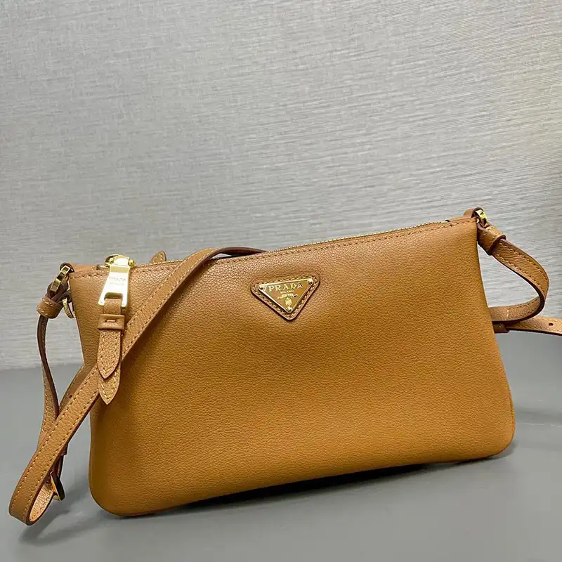 Pra*a bags 2411ya0064