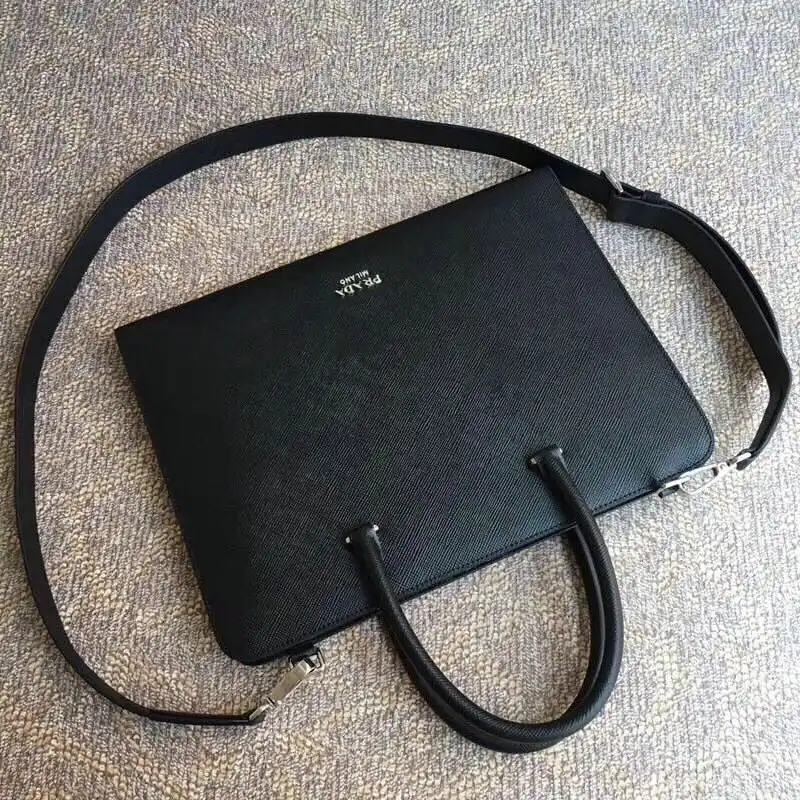 Pra*a bags 2012sh0070