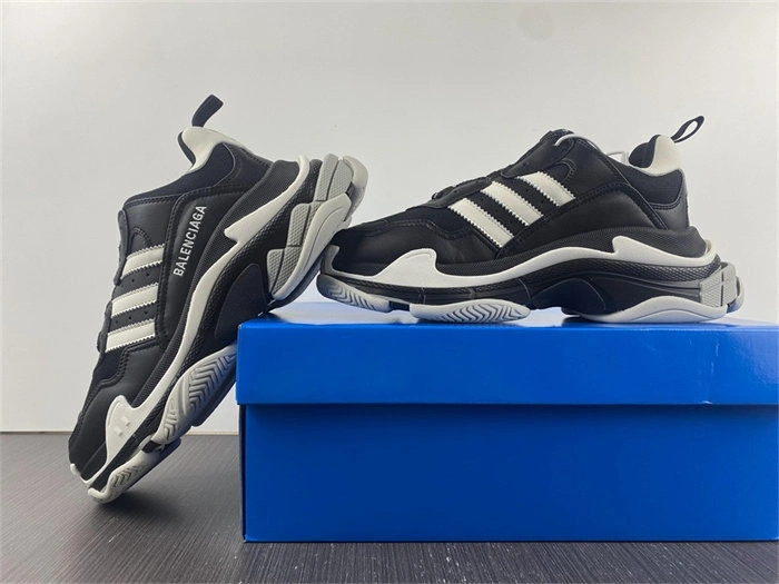 Comfortable BLCG TRIPLE S SNEAKER 710021 W3RN3 4479