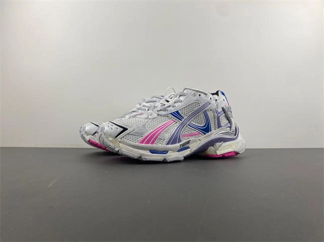 Balenciaga  772774-W3RNY- Efficient 4307