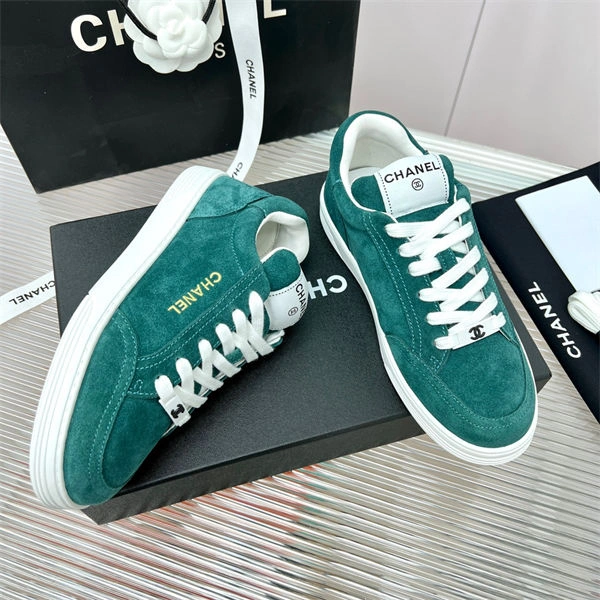 minimalist Ch**el 2158