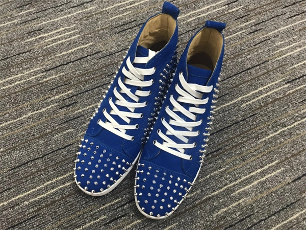 Tailored Christian Louboutin 2677