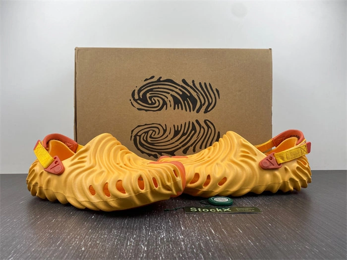 Crocs Pollex Clog by Salehe Bembury Cobbler 207393- SoftTouch 5594