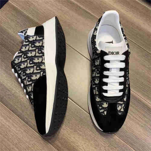 DR Sneaker Unisex 1127