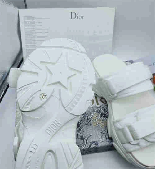 Affordable Dio Slipper 5783