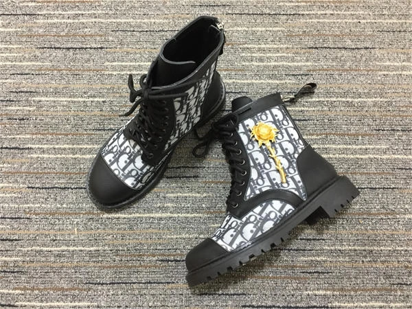 newstyle D10r boot 1363