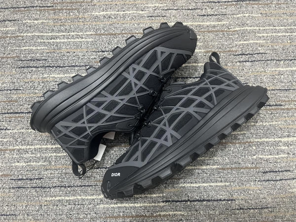 D10r sneaker zipup 1269