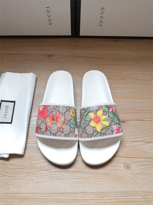 FashionForward Gocci Slipper 5719