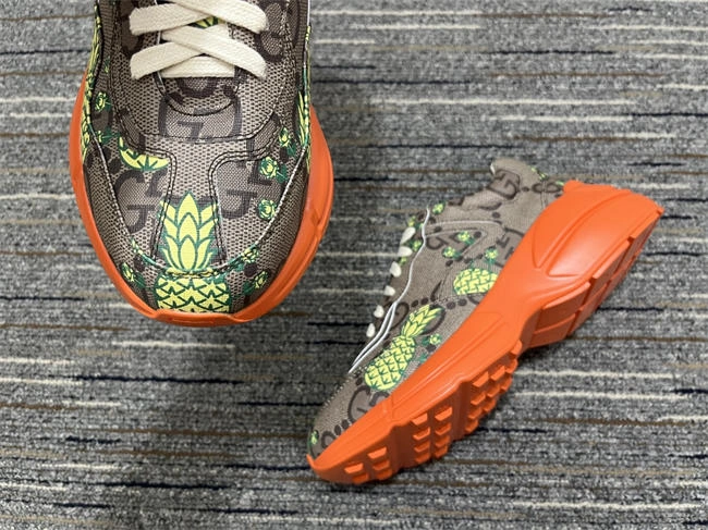 lightweight G*u*i rhyton sneaker 277