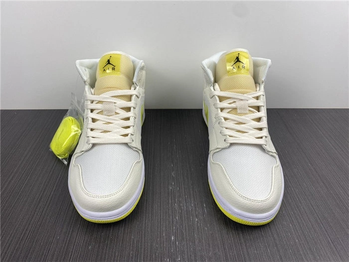 QuickDry Jordan1 Mid SE Voltage Yellow DB2822- 3710