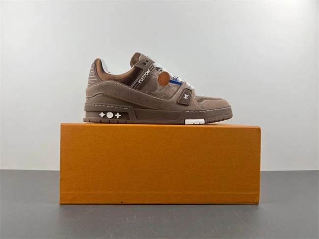 ZeroBulk Louis Vuitton LV trainer 1656