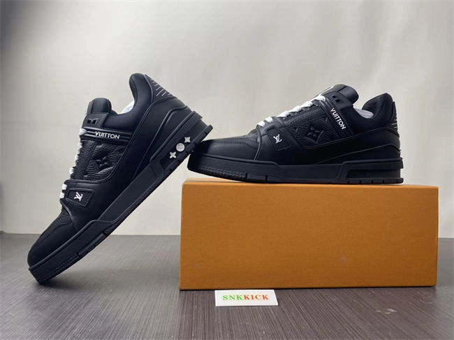 compact l0vis Vvtt0n 1647