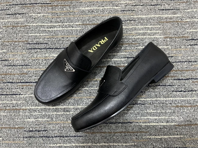 goanywhere Pra*a loafer 3330