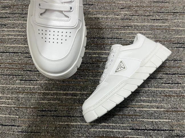 Pra*a sneaker affordable 3371