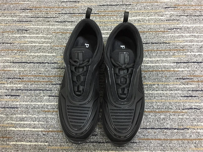 affordable Pra*a sneaker 3386